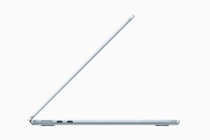 MACBOOK AIR M4 2025 | 16 GB RAM 512GB SSD | 10 Core GPU 10 Core CPU | 15.3″ (SKY BLUE) - Image 3